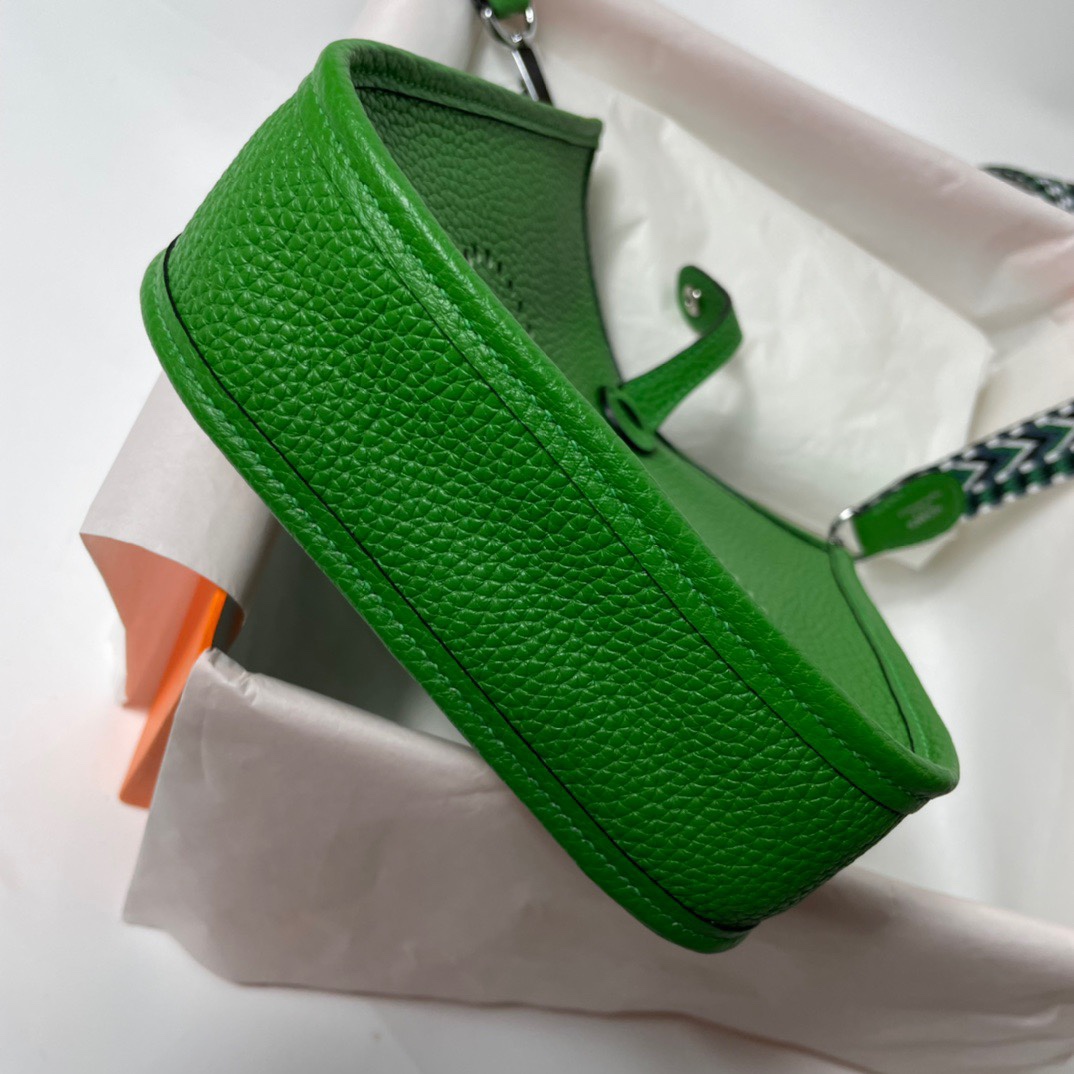 Hermes Evelyne 16 Amazone TPM Shoulder Bag In Green Bombou Clemence Leather